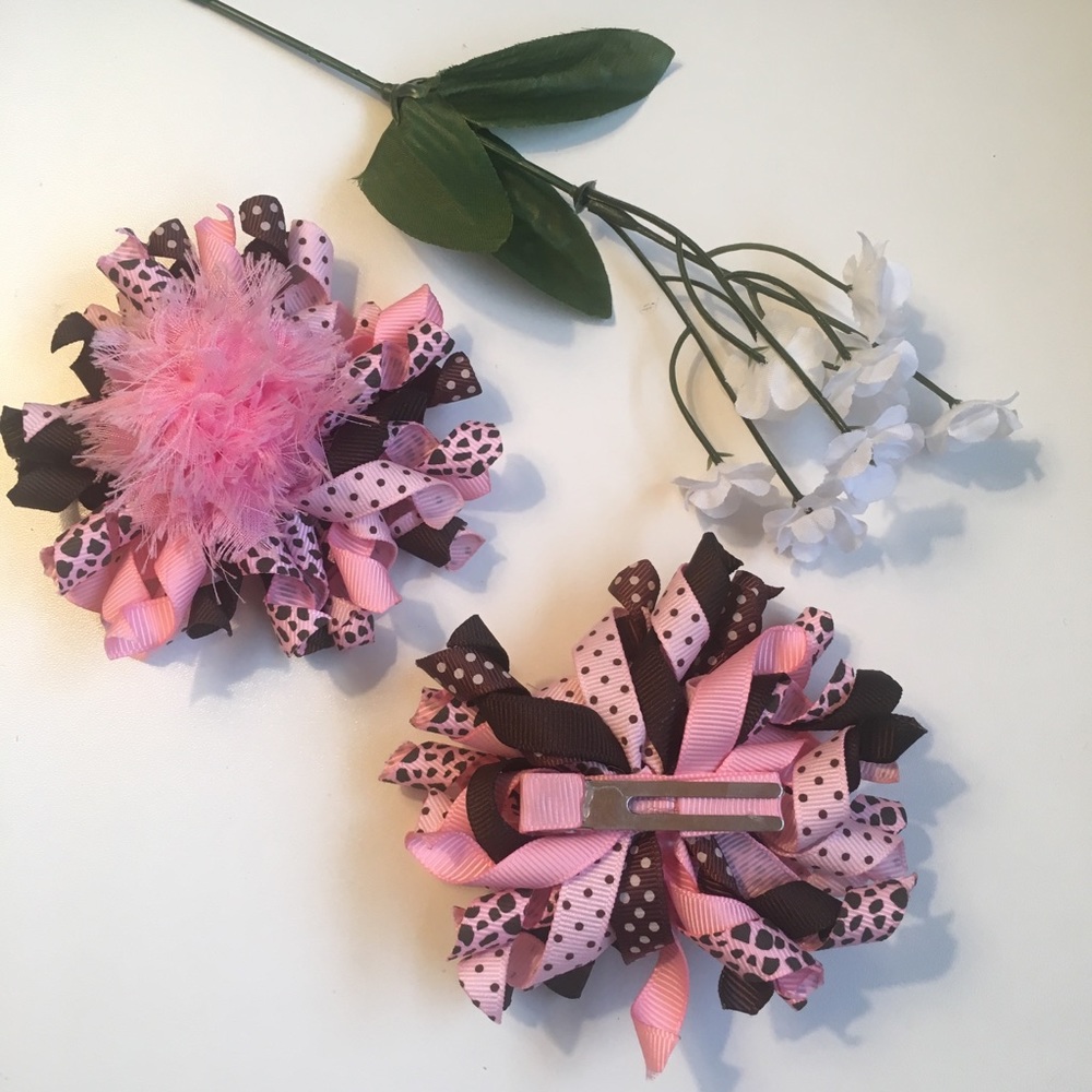 Girls korker bows. Bright colors with puff.